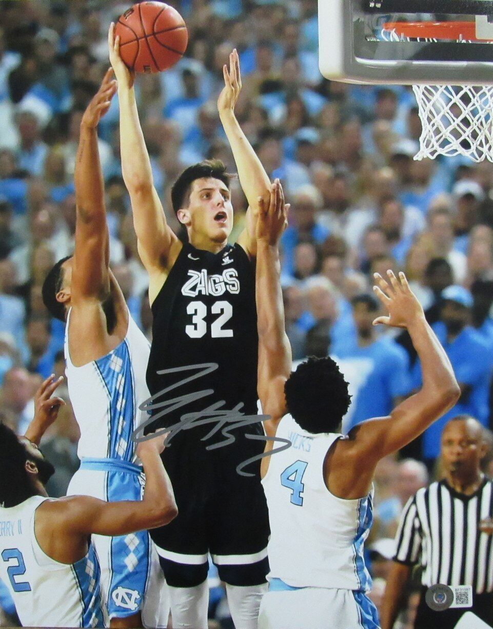 Zach Collins Autographed 11x14 Basketball Photo Gonzaga Beckett