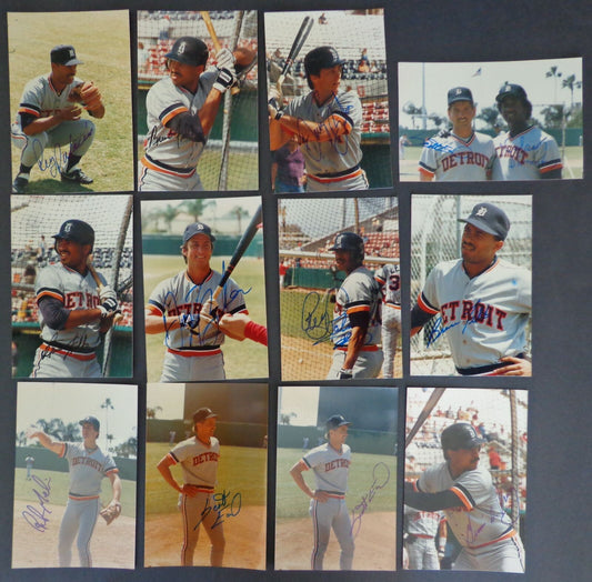 Lot of (12) Autographed 4x6 Snap Shot Photos Detroit Tigers 177115