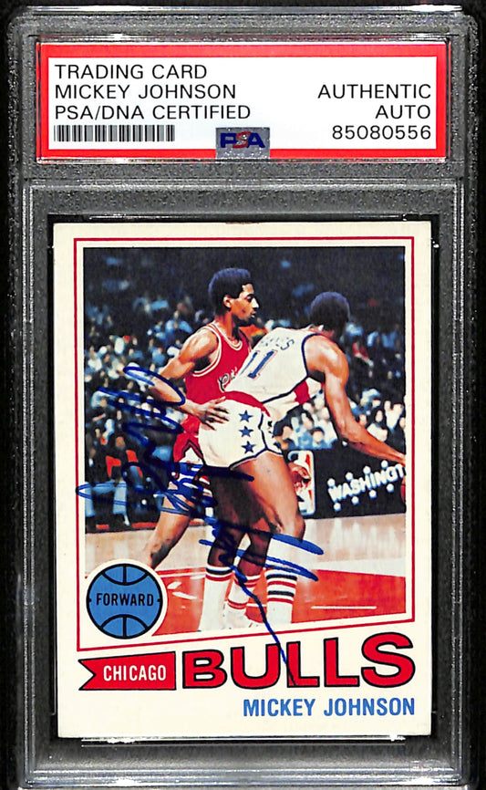 Mickey Johnson Signed 1977 Topps Card #86 Chicago Bulls PSA/DNA 185733