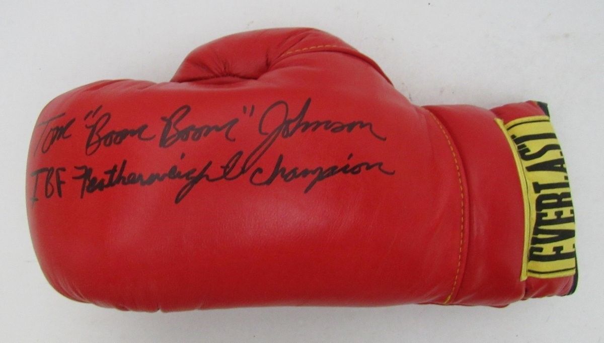 Tom "Boom Boom" Johnson Signed Everlast Boxing Glove JSA 134534