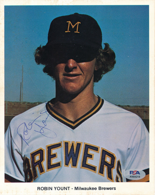 Robin Yount HOF Signed/Auto 7x9 Team Issued Photo Rookie Brewers PSA/DNA 192166