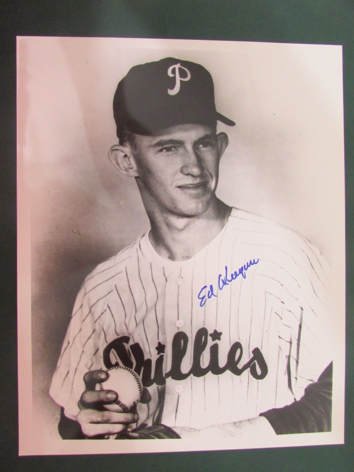 Ed Keegan Philadelphia Phillies Signed/Autographed 8x10 Photo 127547