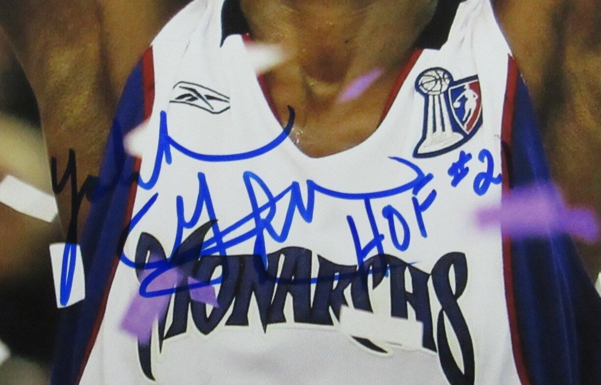 Yolanda Griffith HOF Autographed/Inscr 11x14 Photo Sacramento Monarchs Beckett