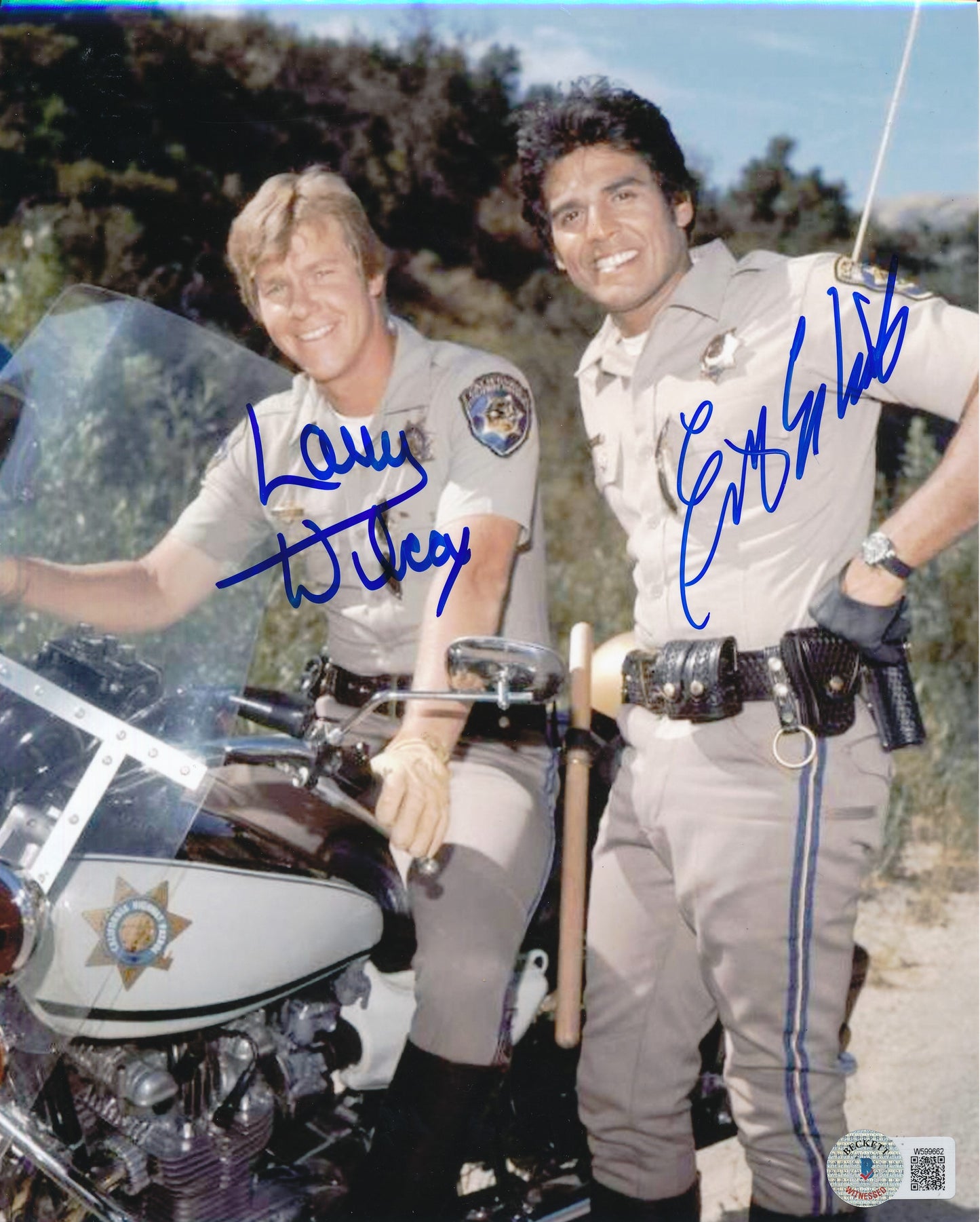 Larry Wilcox/Erik Estrada Dual-Signed/Inscr 8x10 Photo "Chips" Beckett 183525