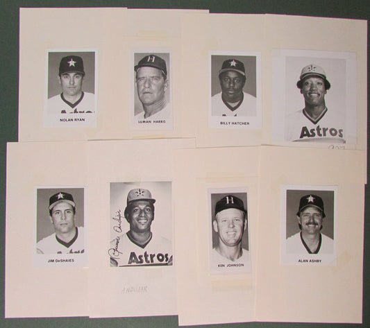 Lot of 35 Houston Astros Team Press/Media Guide  Photos Incl N.Ryan 147185