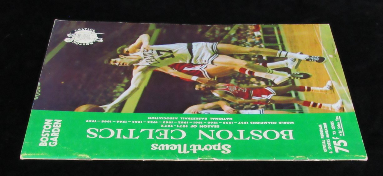 March 22, 1972 Basketball Game Program Boston Celtics vs. Phila. 76ers 189171