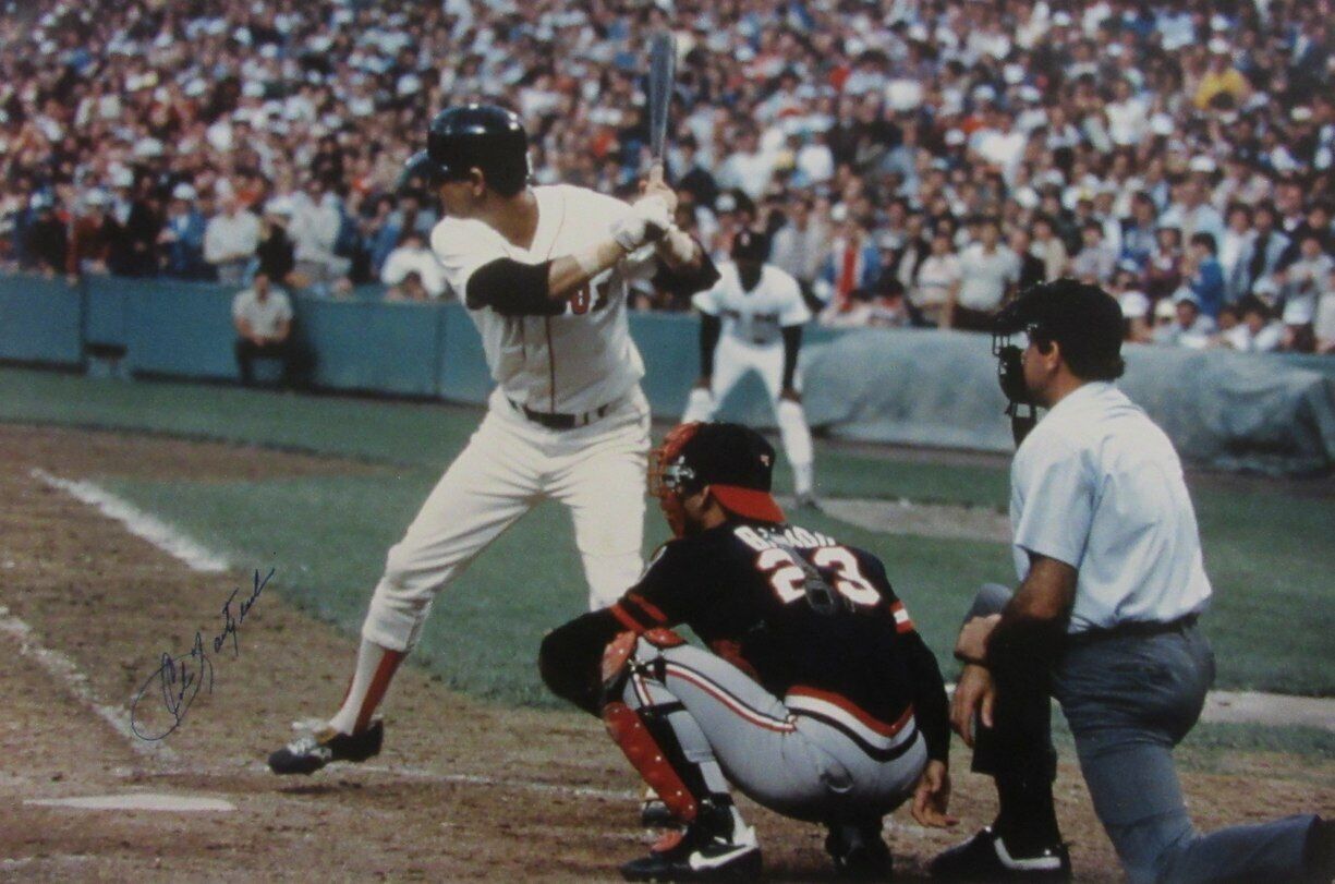 Carl Yastrzemski HOF Boston Red Sox Signed/Auto 30x20 Photo Beckett 166685