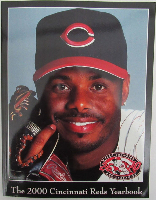 The 2000 Cincinnati Reds Yearbook World Champion with Ken Griffey Jr. 165072