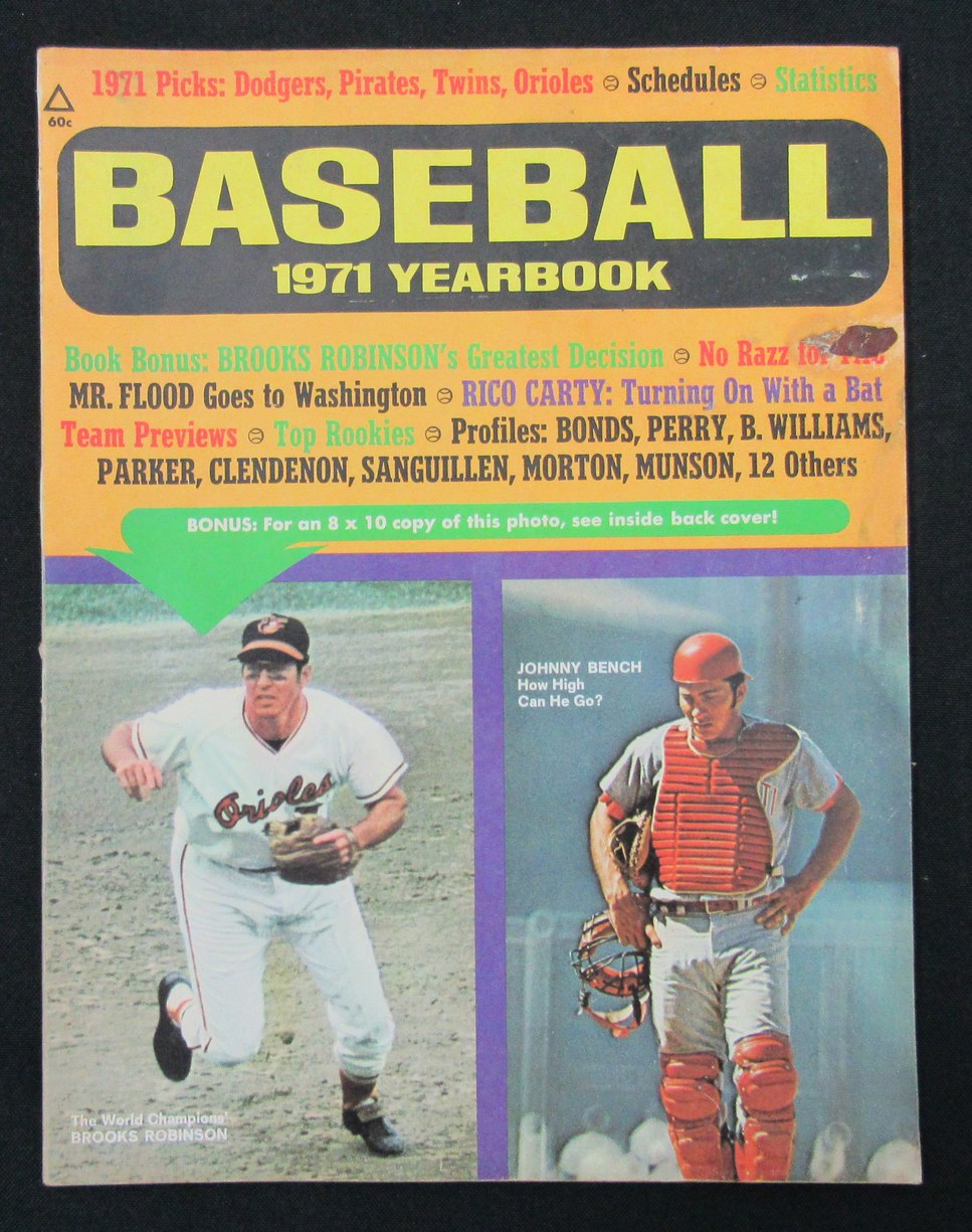 1971 Baseball Yearbook Magazine Johnny Bench/Brooks Robinson Cover 185548