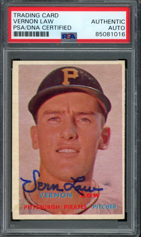 Vernon Law Autographed 1957 Topps Card #199 Pittsburgh Pirates PSA/DNA 184076