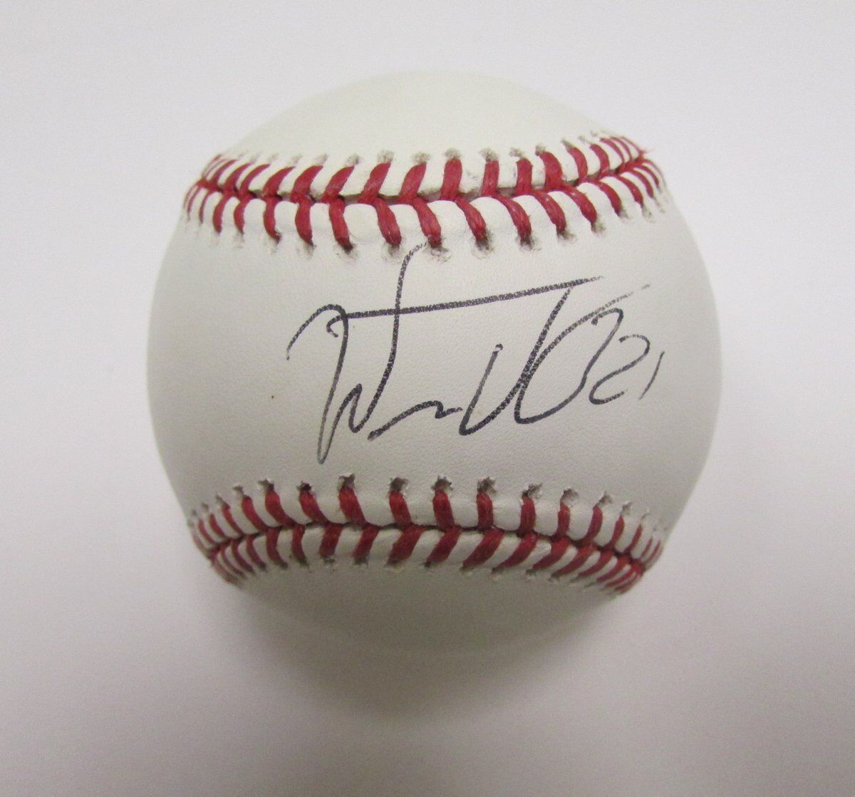 Wilson Valdez Phillies Signed OML Baseball JSA 138291