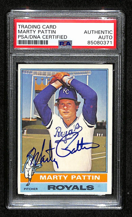Marty Pattin Signed 1976 Topps Card #492 Kansas City Royals PSA/DNA 184388
