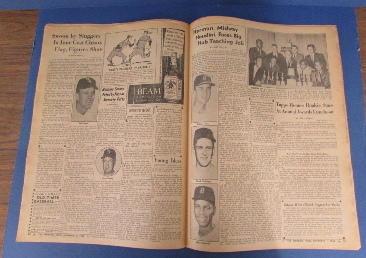 Sporting News 11/7/64 Notre Dame Ara Parseghian on Cover 124809