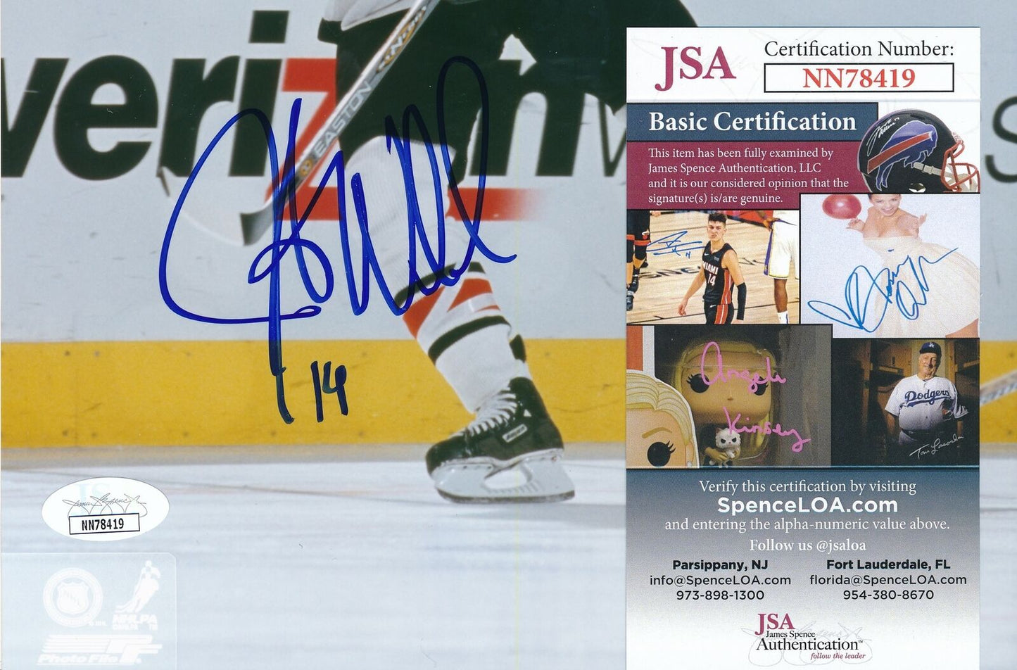 Justin Williams Philadelphia Flyers Signed/Autographed 8x10 Photo JSA 159133