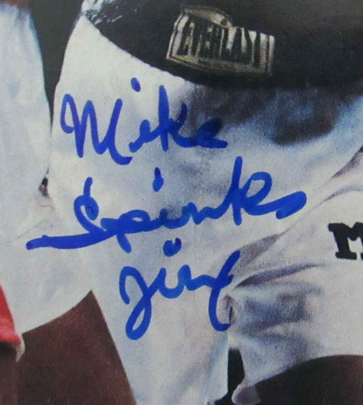 Michael Spinks Champ Signed/Autographed 1985 Sports Illustrated  JSA 156358