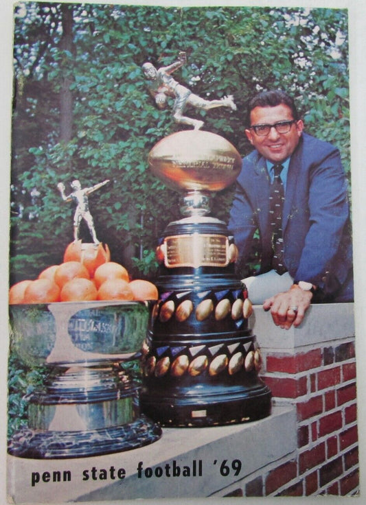 1969 Penn State Nittany Lions Football Yearbook/Media Guide Paterno Cover 156577