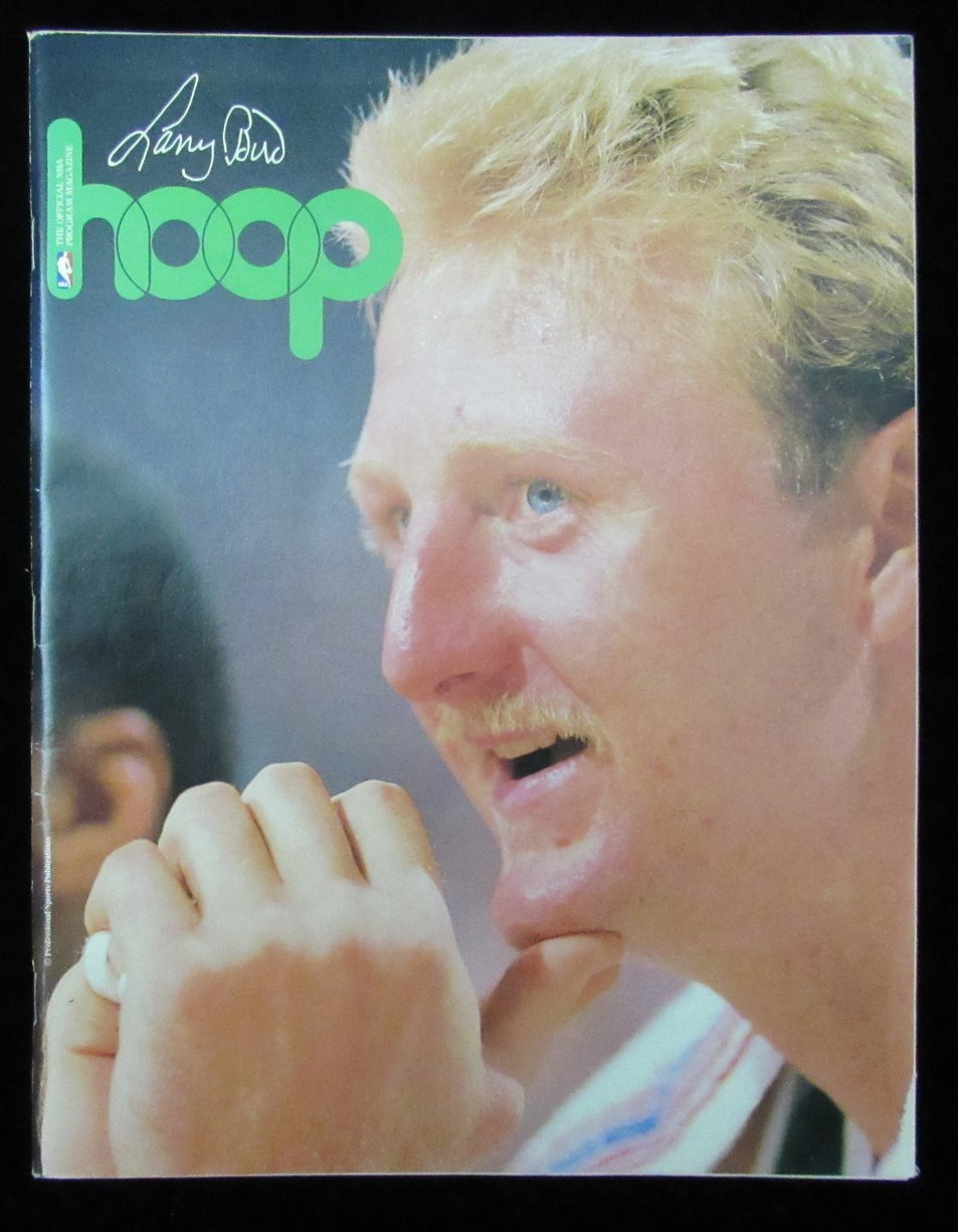 November 3, 1989 Hoop NBA Program Celtics vs. Bucks Larry Bird on cover 189163