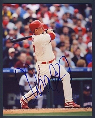 Chris Coste Phillies Autographed/Signed 8x10 Photo 124562