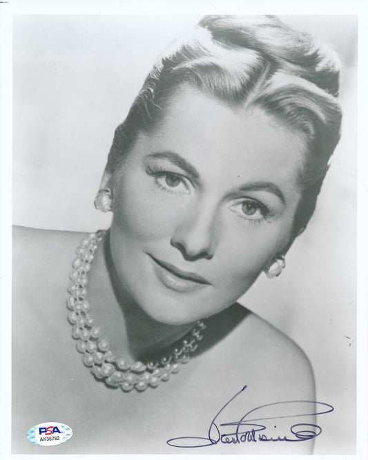 Joan Fontaine Actress Oscar Winner Autographed 8x10 B/W Photo PSA/DNA