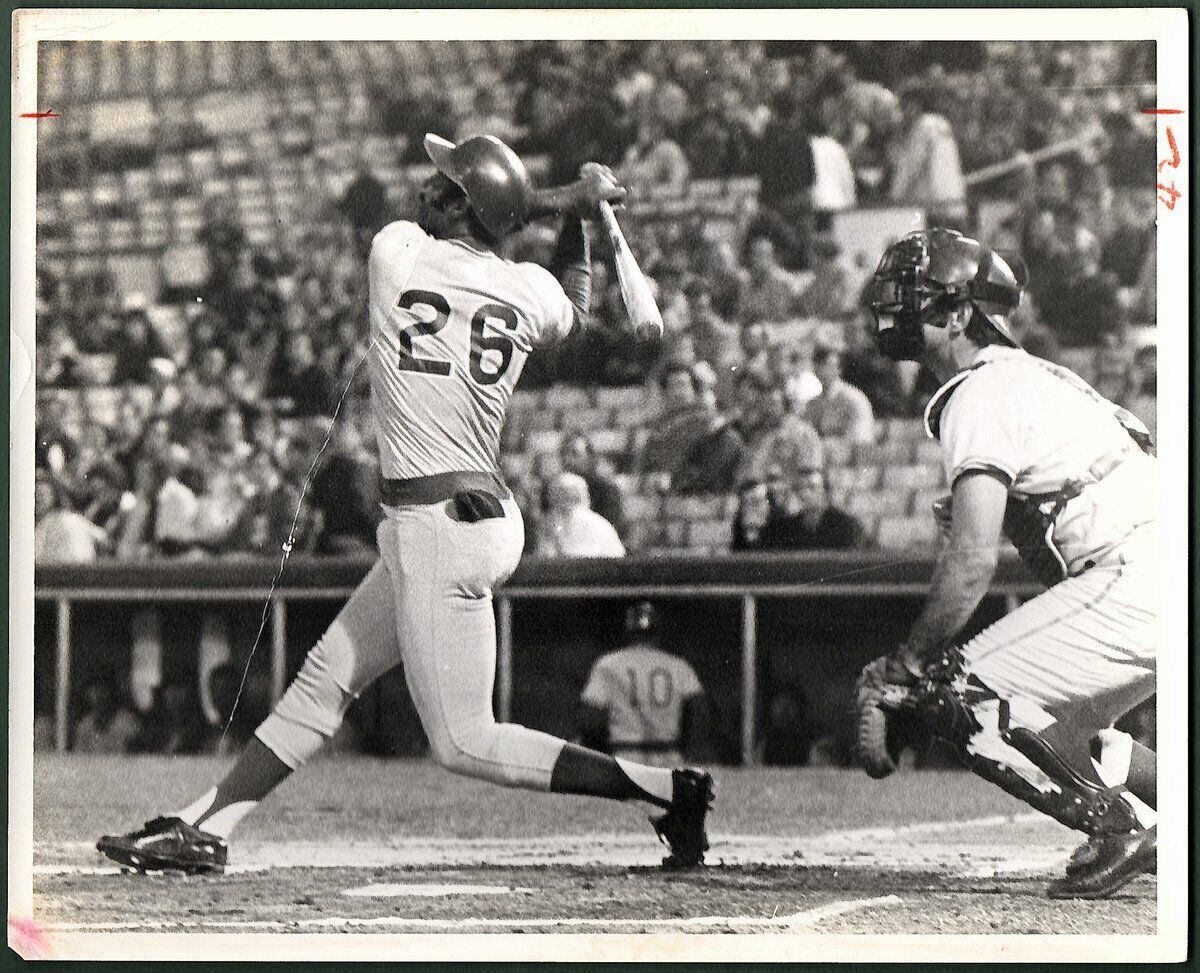 Billy Williams Cubs 8x10 wire photo 142107