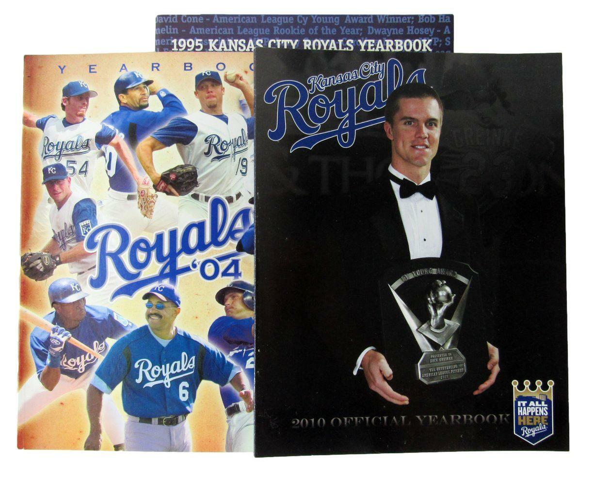 Lot of 7 Kansas City Royals Official Yearbooks 85, 86, 88, 91, 95, 04, 10 160878