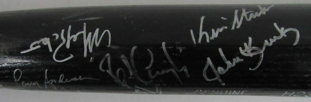 1993 Phillies Team Signed Louisville Slugger Bat (by 28 players) Beckett 141919