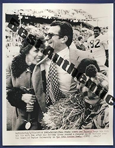 Joe Paterno Cotton Bowl 8x10 1975 Wire/Press Photo