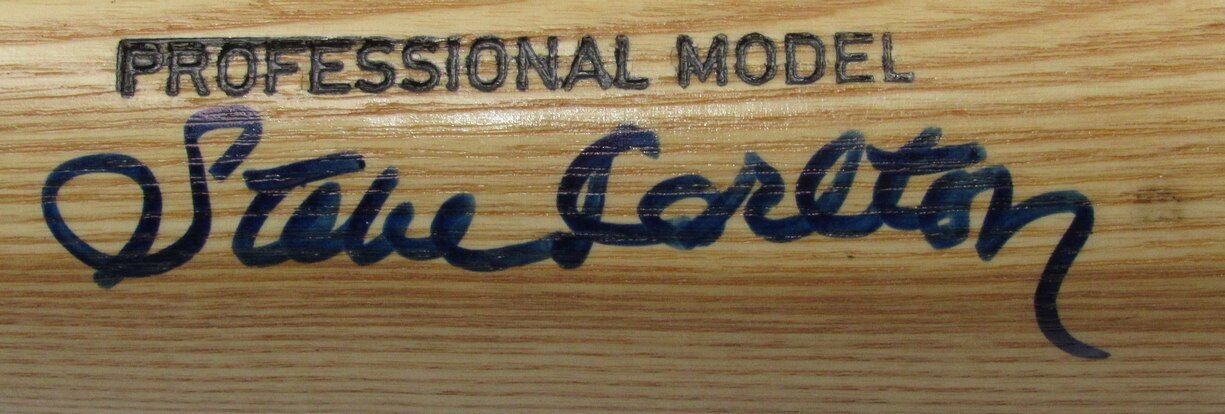 Steve Carlton HOF Autographed Adirondack Baseball Bat Phillies PSA/DNA 177797