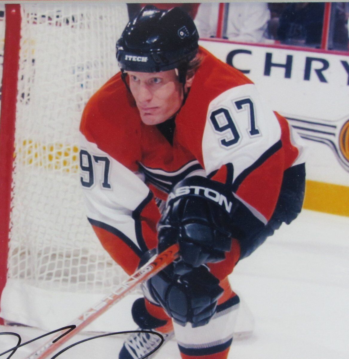 Jeremy Roenick Flyers Autographed/Signed 8x10 Photo Framed Fanatics 136885