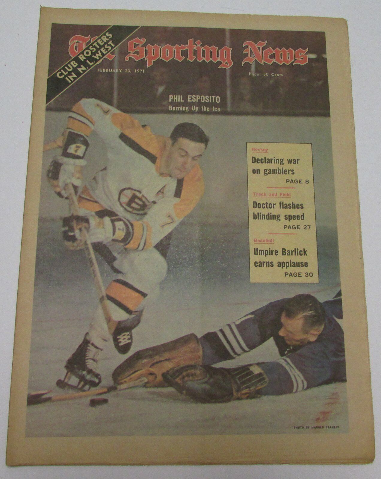 Phil Esposito Boston Bruins February 20, 1971 Sporting News Cover 144686