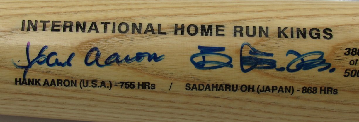 Hank Aaron/Sadaharu OH Dual--signed Adirondack Baseball Bat PSA/DNA 190557