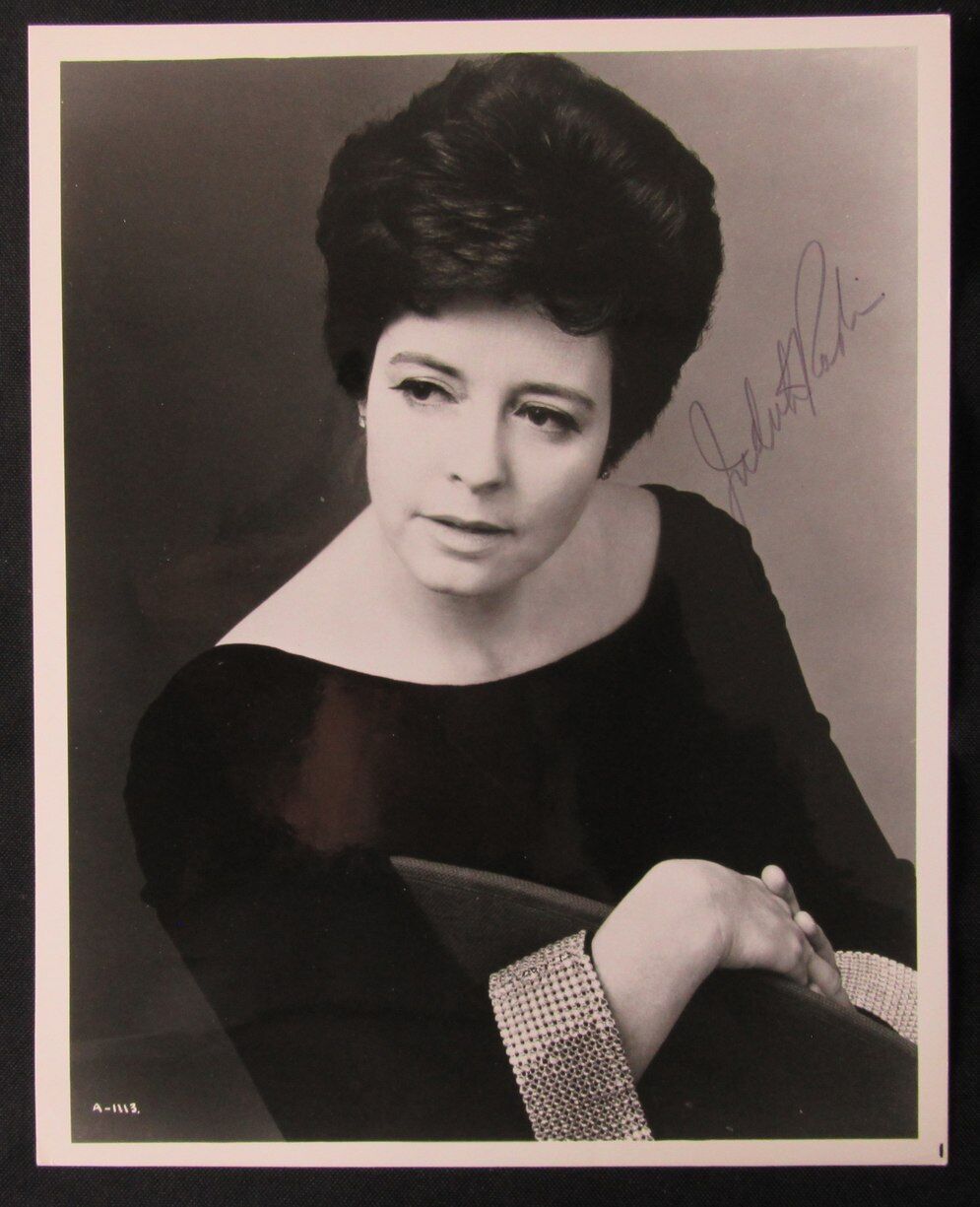 Judith Raskin Soprano Autographed 8x10 B/W Photo PSA/DNA 177042