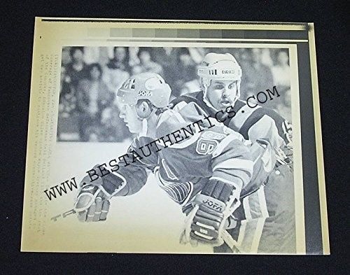 WAYNE GRETZKY Oilers Wire/Press Photo 7X9