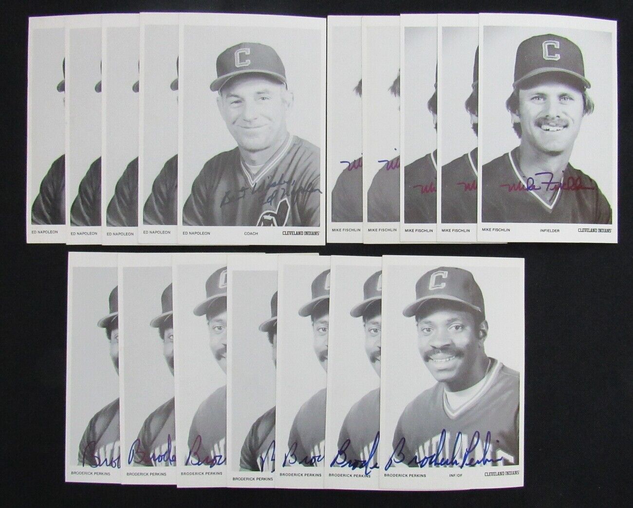 Lot of 17 Cleveland Indians Auto/Signed 3.5x5.5 Team Photos incl.Fischlin 150665