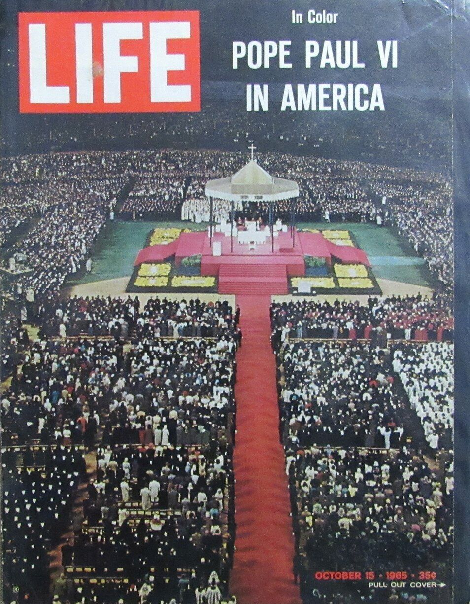 Vintage LIFE Magazine October 15, 1965 - Pope Paul VI in Yankee Stadium 164727