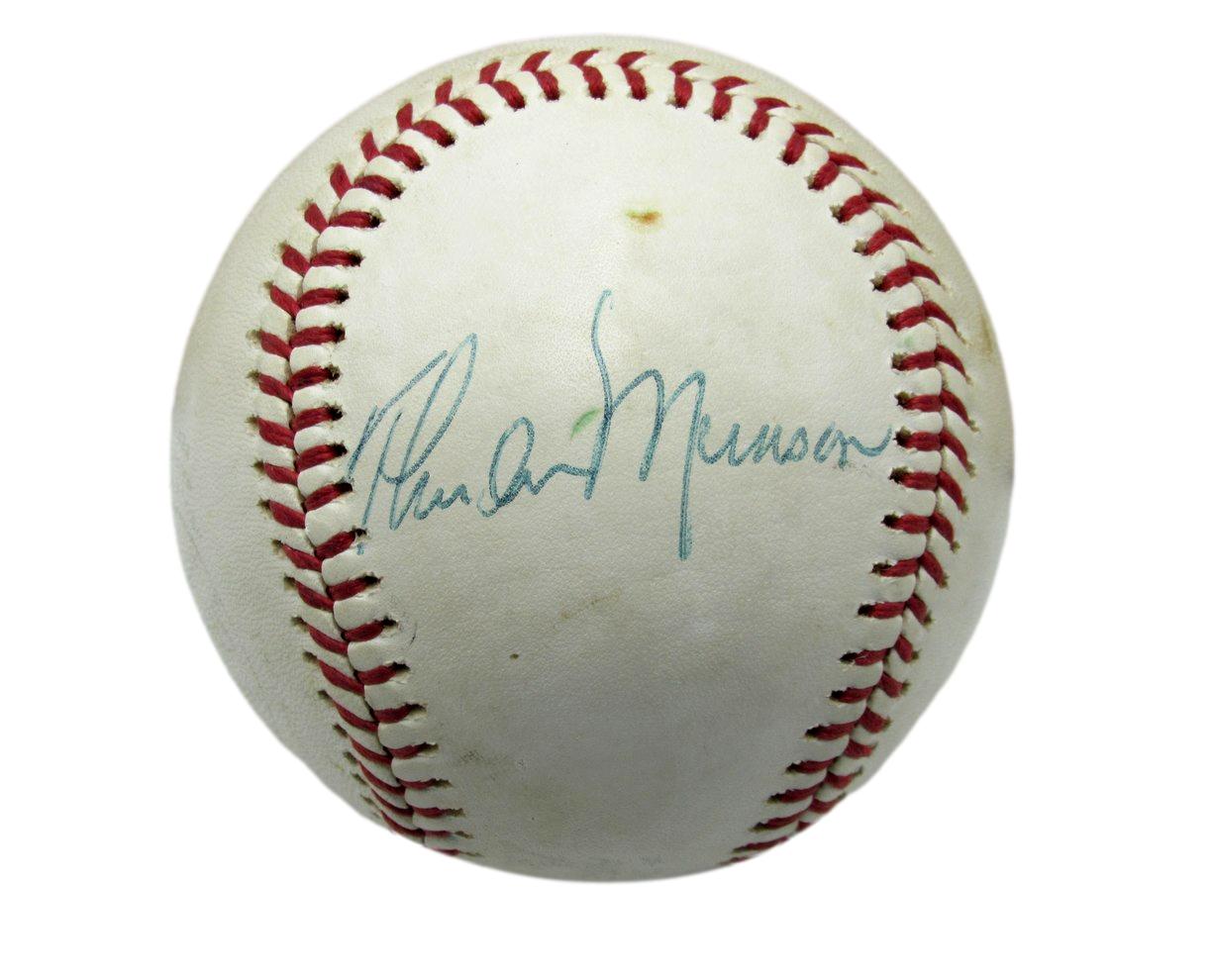 Thurman Munson OAL Yankees  Clean Auto/Signed Baseball PSA/DNA 185609