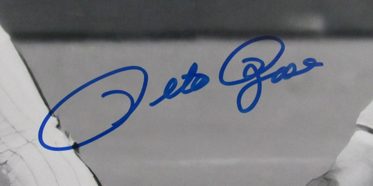 Pete Rose Cincinnati Reds Autographed/Signed 16x20 Photo JSA 189710
