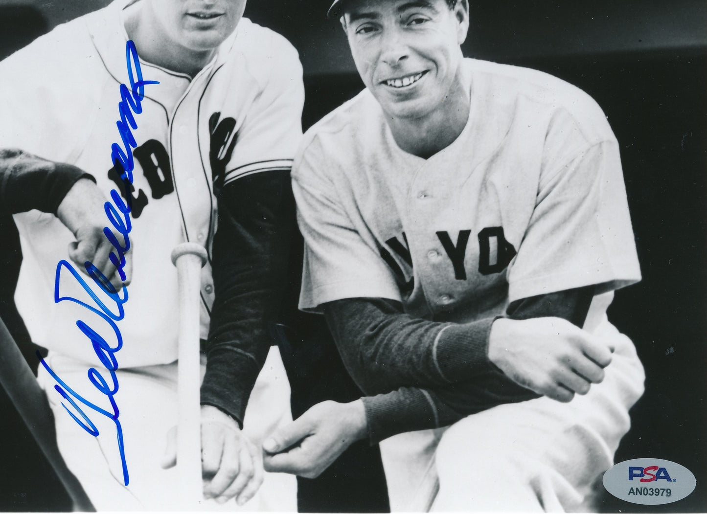 Ted Williams HOF Signed/Auto 8x10 B/W Photo Boston Red Sox PSA/DNA 191861