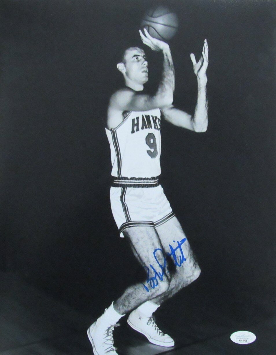 Bob Pettit Autographed 11x14 Photo Milwaukee Hawks JSA