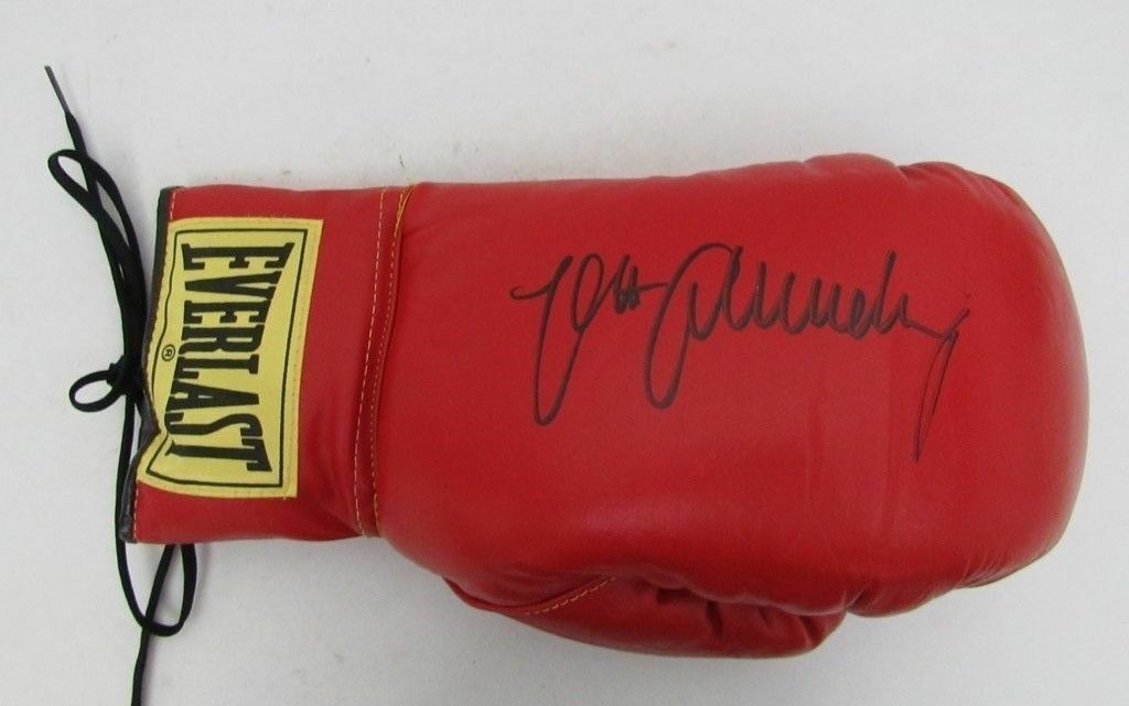 Max Schmeling Signed Everlast Boxing Glove RARE JSA 134500