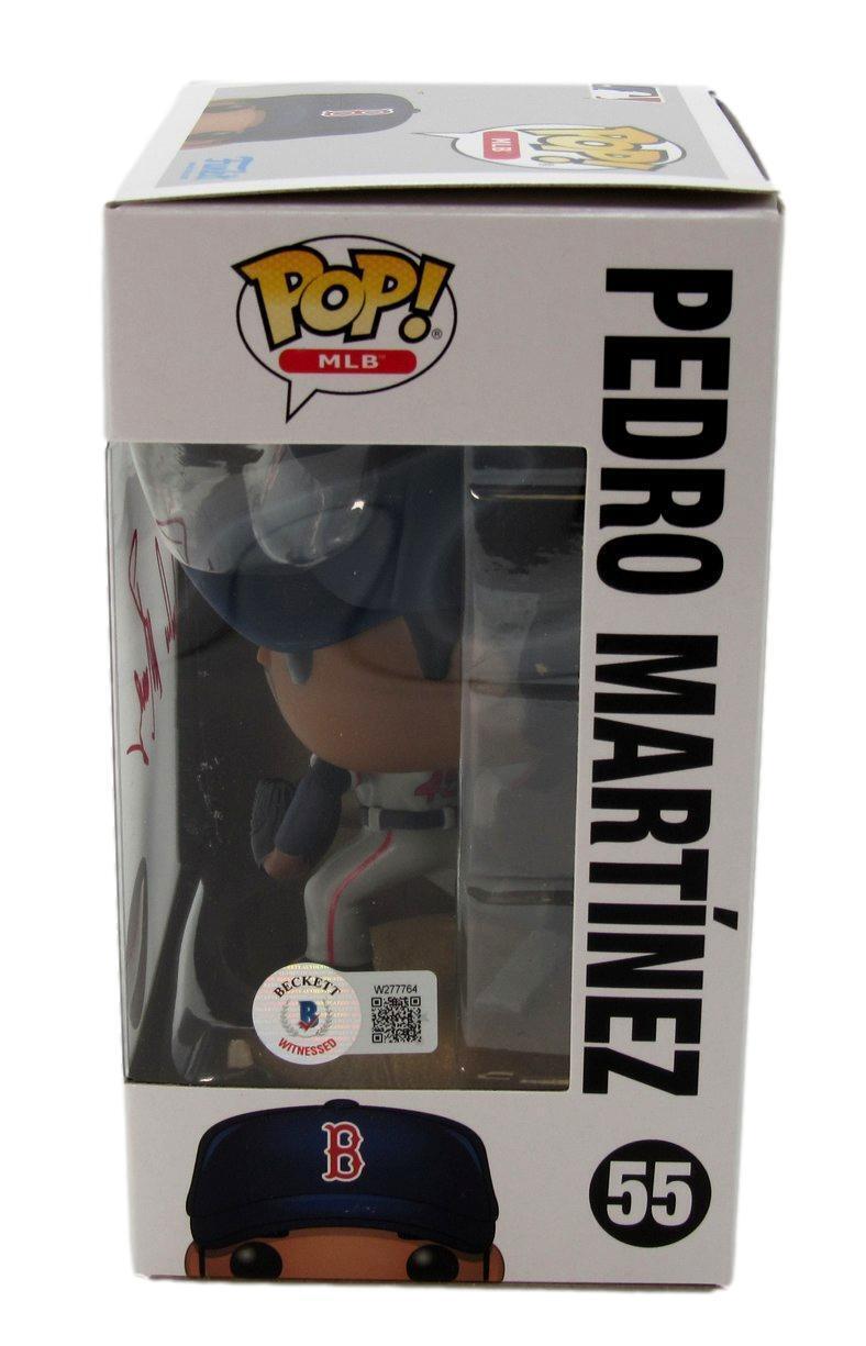 Pedro Martinez HOF Autographed Funko POP! #55 Figurine Red Sox Beckett 176561