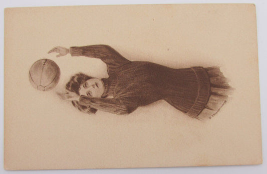 Vintage Postcard with picture of a female basketball player 140026