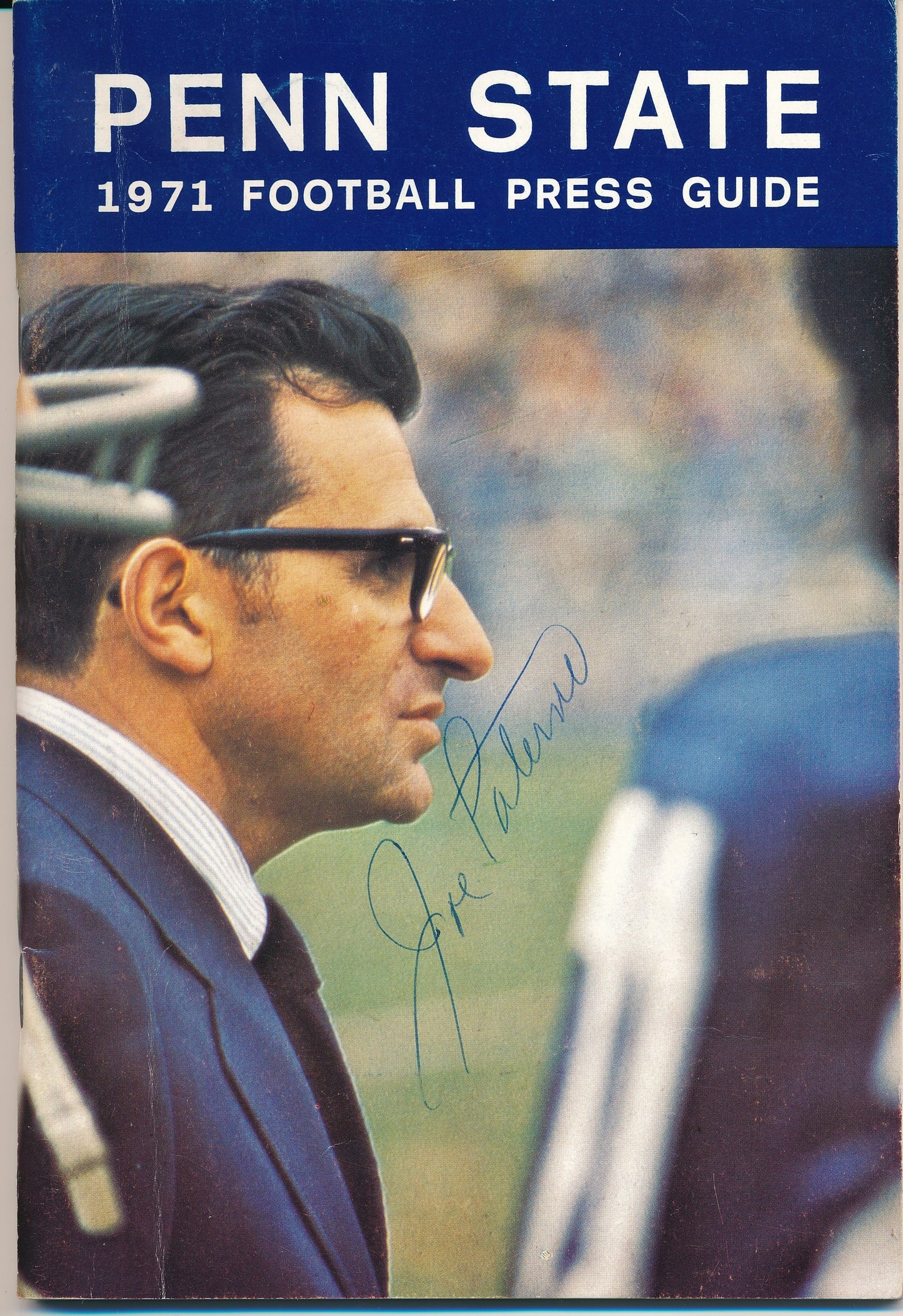 Joe Paterno Autographed Penn State 1971 Football Press Guide JSA 182217