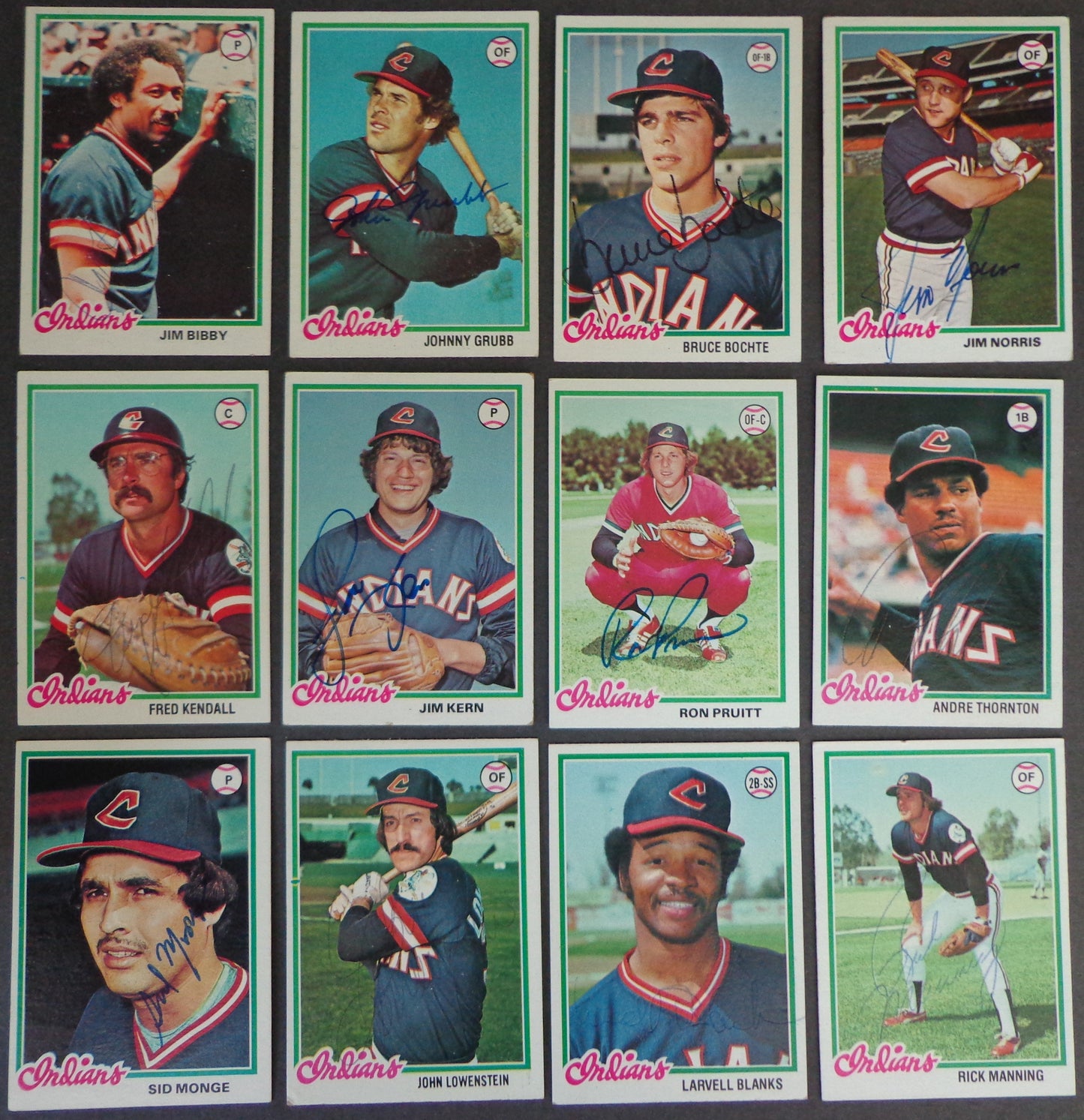 Lot of (12) Cleveland Indians Autographed 1978 TOPPS Baseball Cards 183160