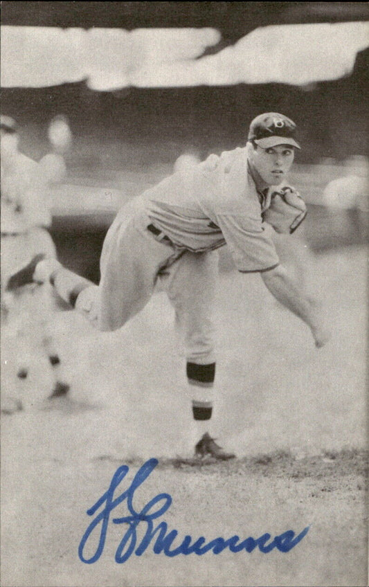 Les Munns Dodgers d. 1997 Signed/Autographed 3x5  Photo 178666