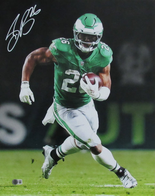 Saquon Barkley Autographed 16x20 Photo Philadelphia Eagles Beckett 193264