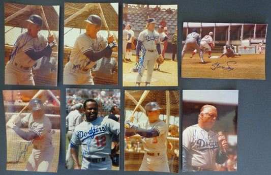 Lot of (8) Autographed 4x6 Snap Shot Photos Los Angeles Dodgers 177119