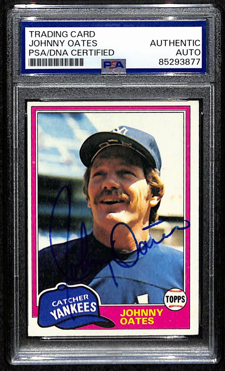 Johnny Oates Signed/Autographed 1981 Topps Card #303 Yankees PSA/DNA 190668