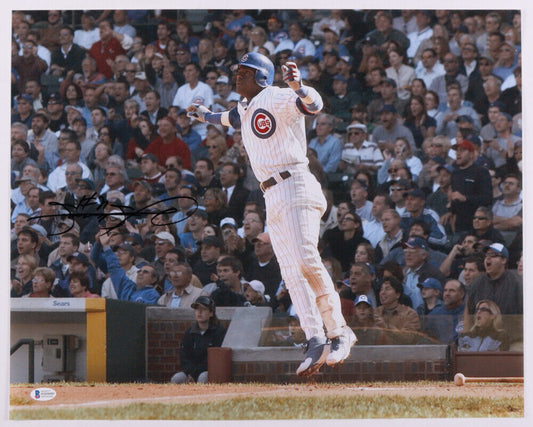 Sammy Sosa Chicago Cubs Signed/Autographed 16x20 Photo Beckett 161604