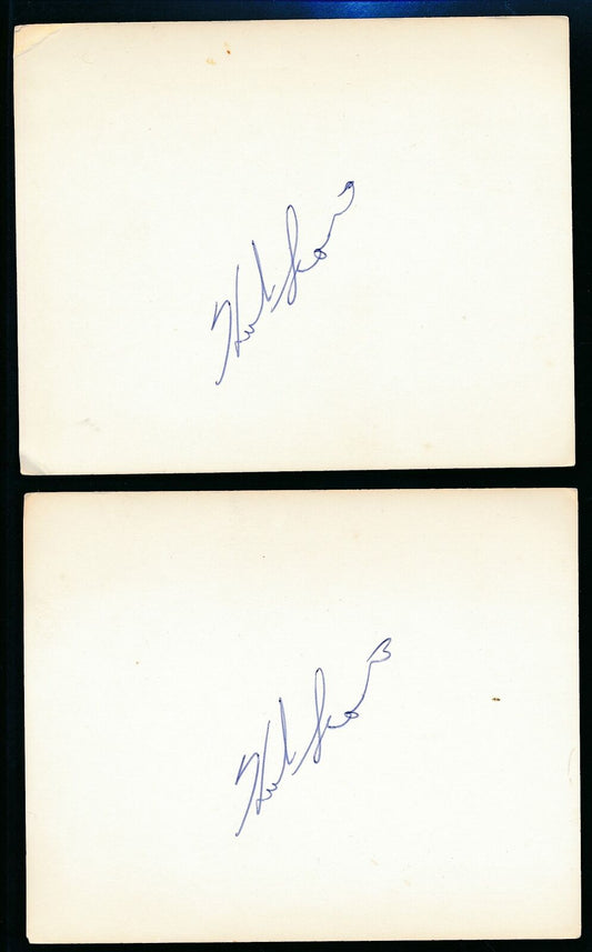 Lot of (2) Autographed Herb Score 4x5 Cards Cleveland Indians